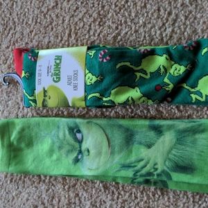 Grinch socks